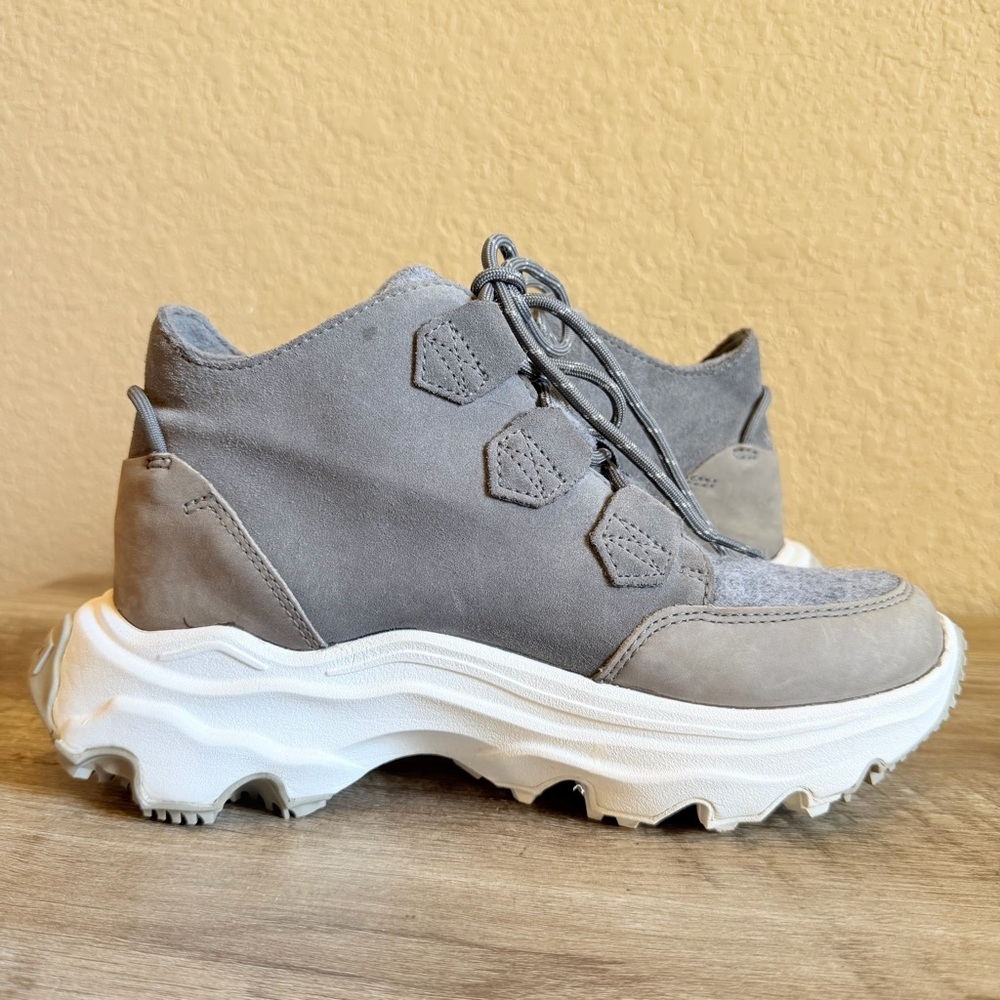 Sorel Kinetic Caribou waterproof sneaker-boots suede upper - Picture 8 of 12